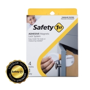 Safety 1st Adhesive Magnetic Lock System - 4 Locks and 1 Key White